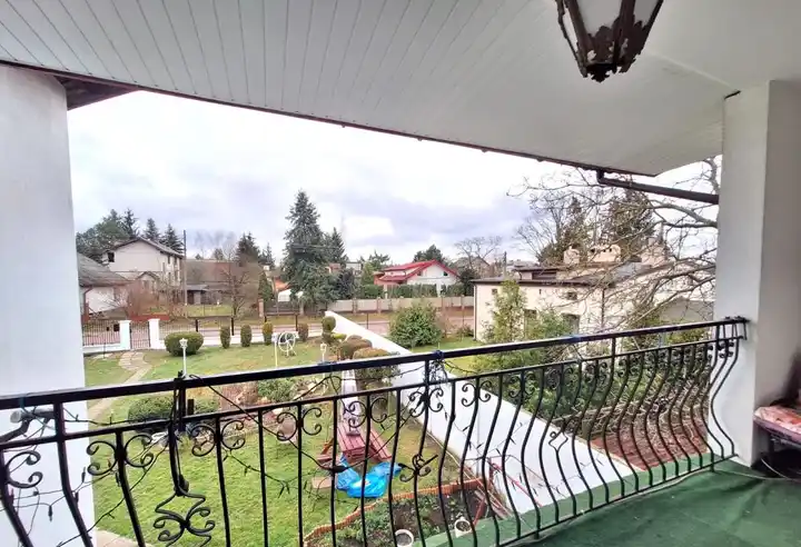 Pokój w domku z oddzielnym wejściem i ogrodem w Łodzi - zdjęcie 5