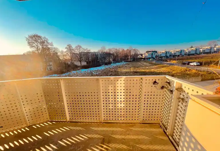 Mieszkanie z balkonem na nowoczesnym osiedlu - zdjęcie 7