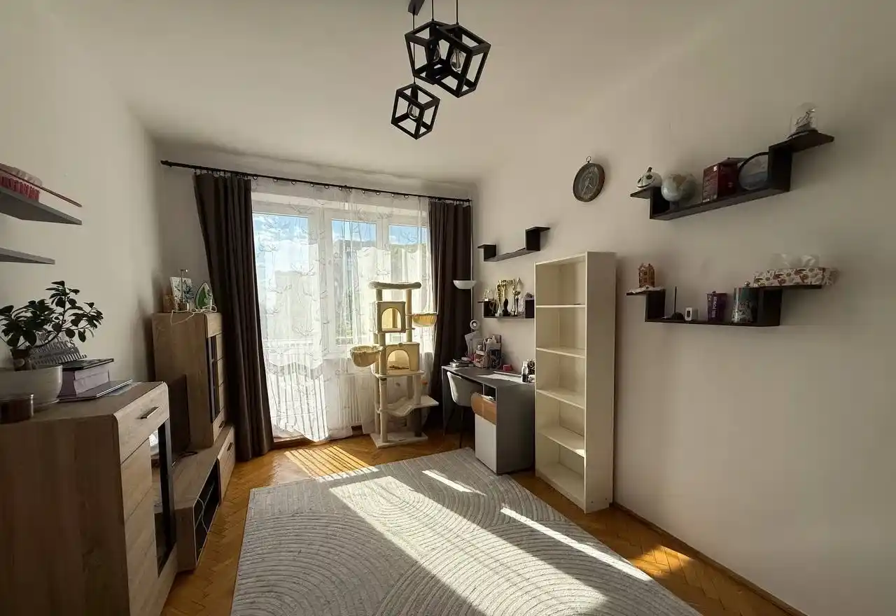 Mieszkanie z 2 oddzielnymi pokojami i osobną kuchnią — 46 m² - zdjęcie 2
