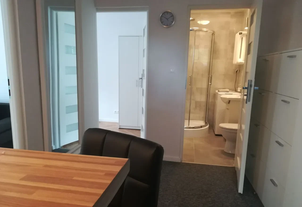Pokój z balkonem Centrum Aleja Solidarności - zdjęcie 8