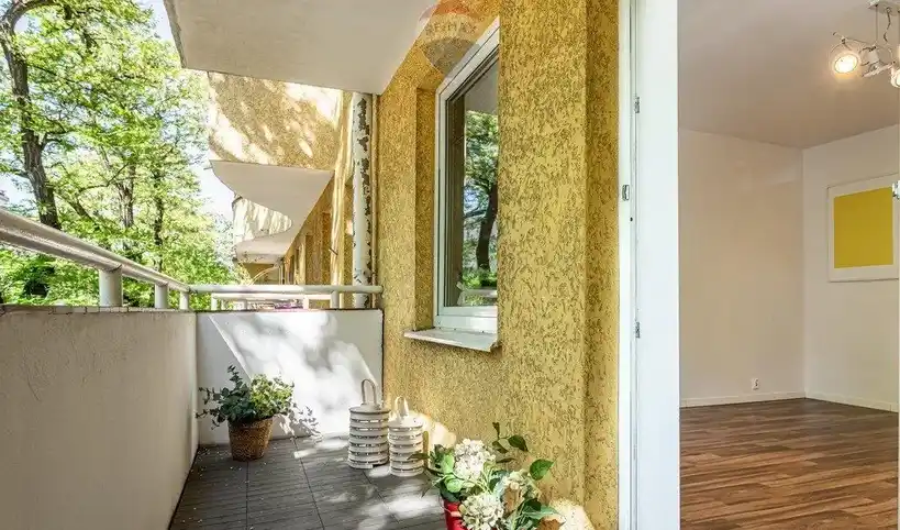 Wygodna kawalerka osobna kuchnia duży balkon