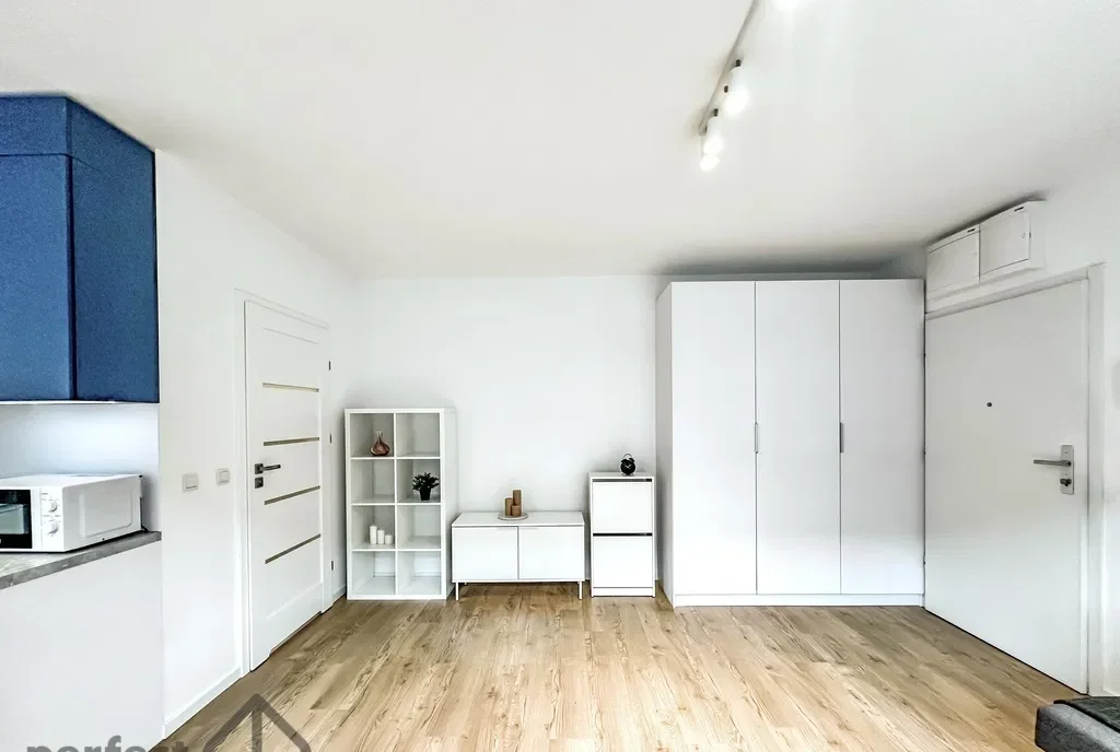 ul. Mieszczańska_nowoczesna_kawalerka_balkon - zdjęcie 5