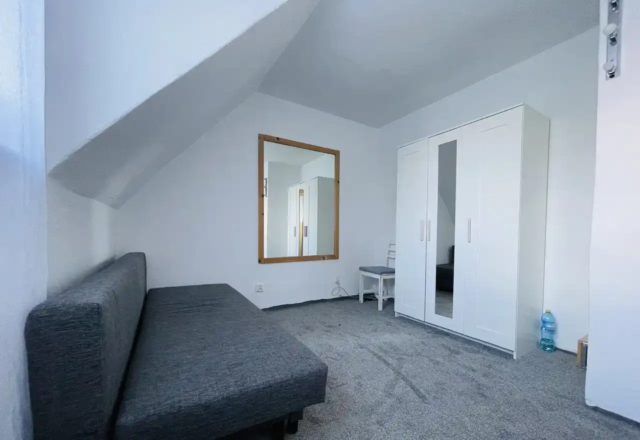 Do wynajęcia 20 min od Rynku dom szeregowy 90m2 z ogrodem 250M2 - zdjęcie 8