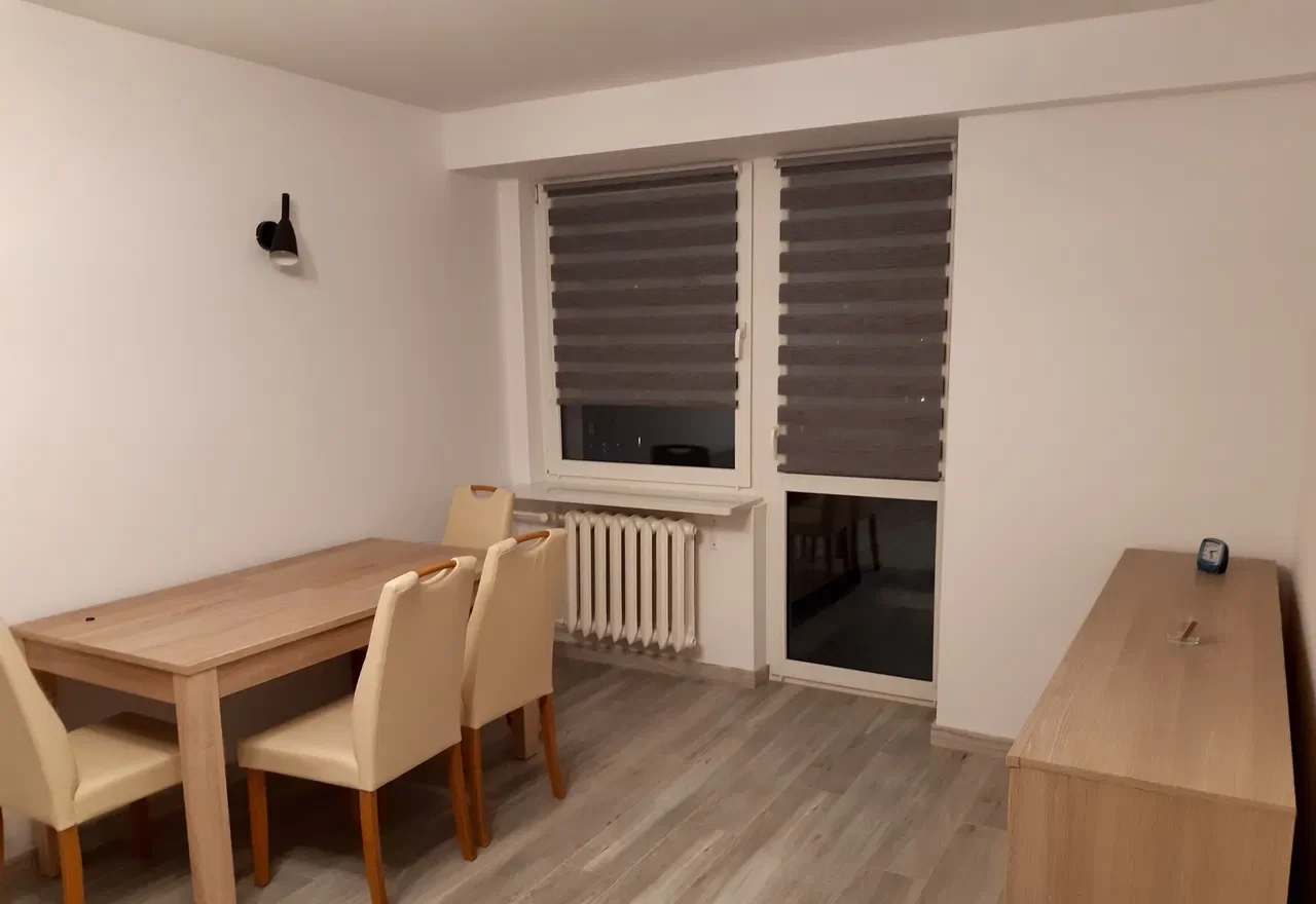 Wygodne 2 pokoje z oddzielną kuchnią, świetna lokalizacja,bezpośrednio - zdjęcie 6