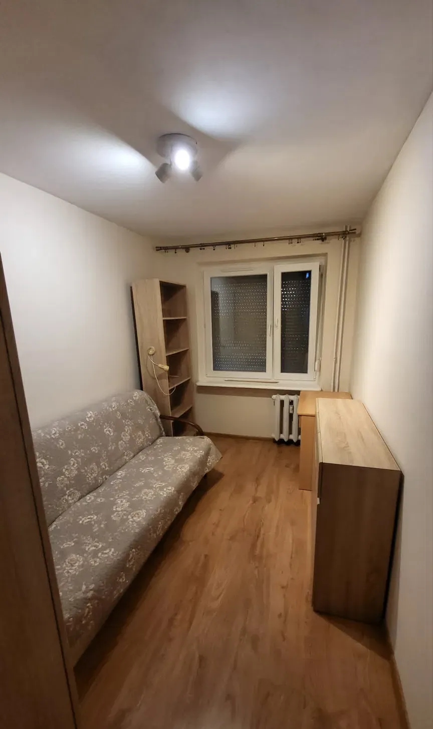Pokój dla studentki - zdjęcie 6