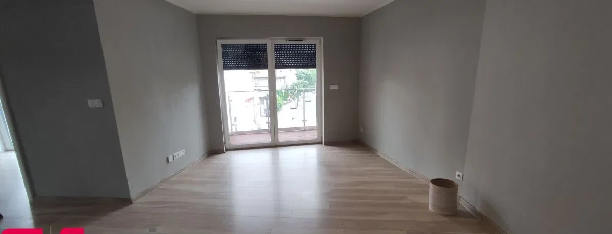 3 pokoje z osobną kuchnią i balkonem - zdjęcie 9