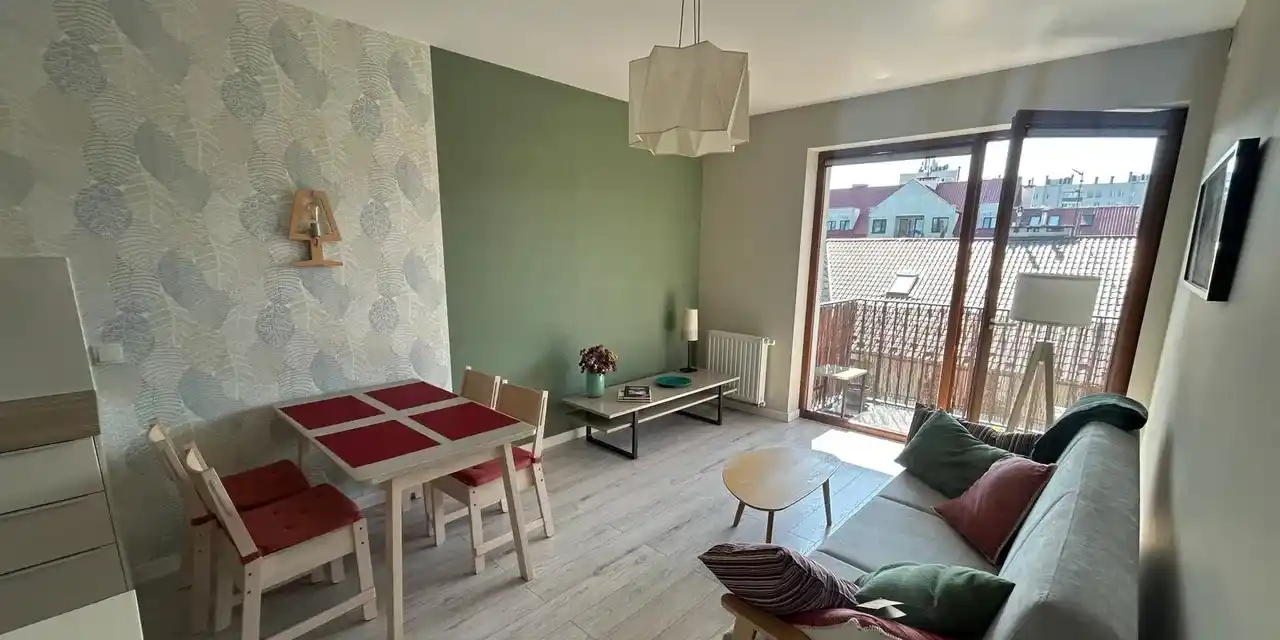 Kraków Dębniki: ciche i słoneczne mieszkanie 2 pokoje z balkonem i miejscem w garażu