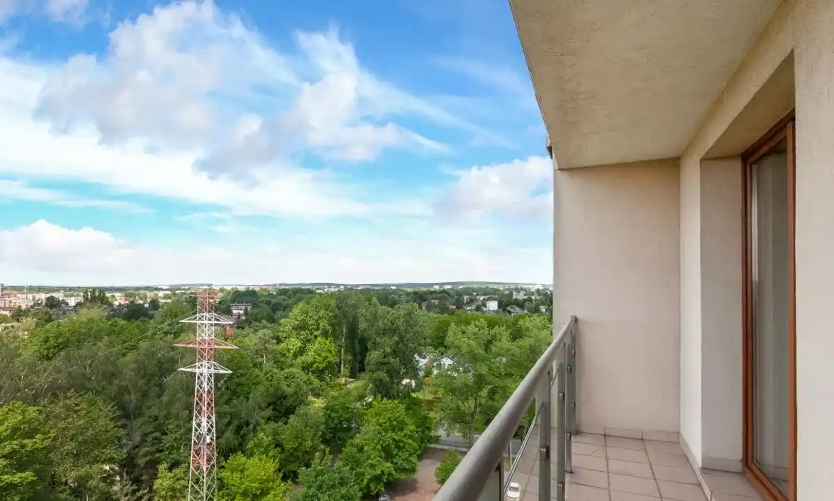 Wysoki standard z pięknym widokiem - zdjęcie 6
