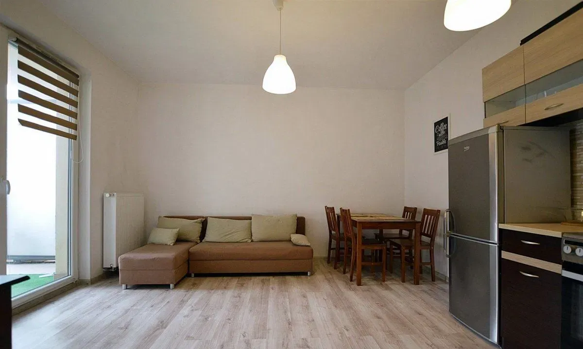 2 pok.(salon + sypialnia), ok. U. Medycznego, os.