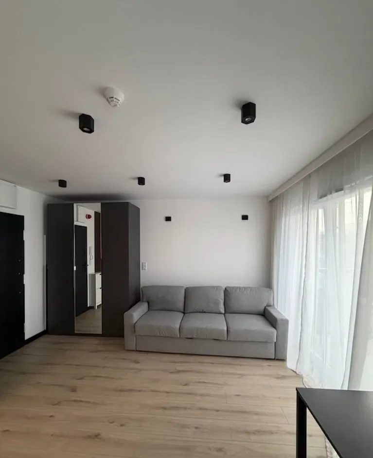 Kawalerka z balkonem w apartamentowcu ul. Madalińskiego - zdjęcie 5