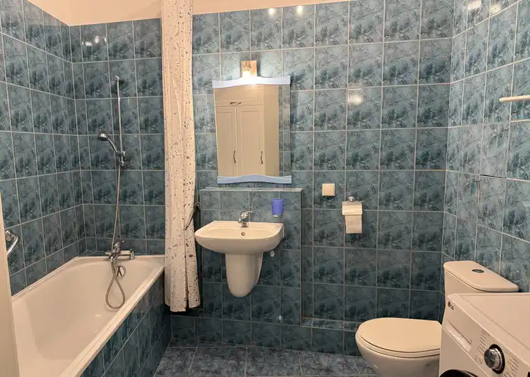 Przestronne samodzielne 2 pokoje w świetnej lokalizacji - zdjęcie 6