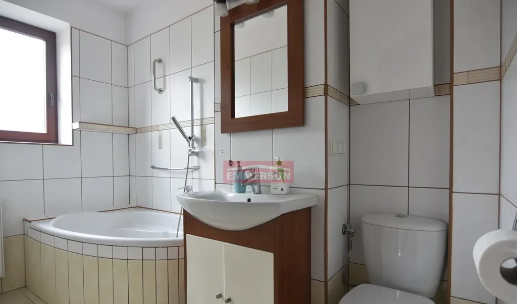 1/2 Domu wolnostojącego -100 m2- Lusina - zdjęcie 9