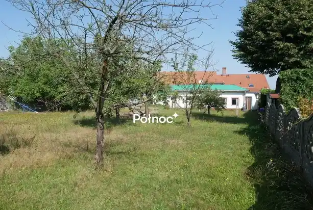 Dom z garażem i ogrodem w Czernie - zdjęcie 8