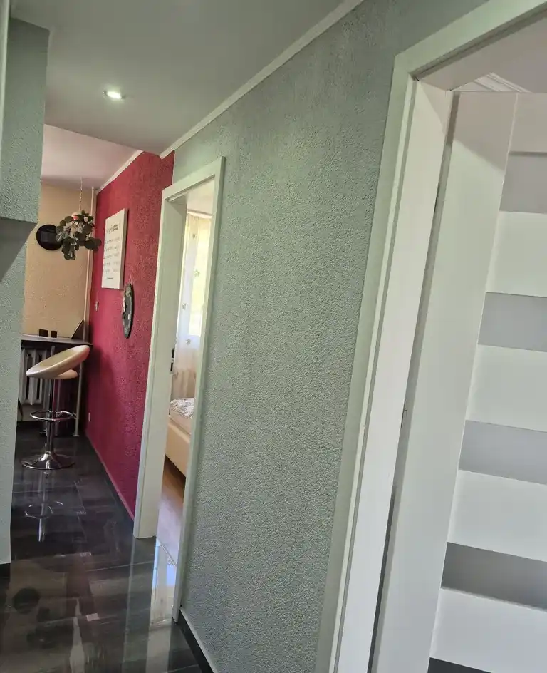 Przestronne mieszkanie 2-pokojowe z balkonem w Bolesławcu - zdjęcie 5