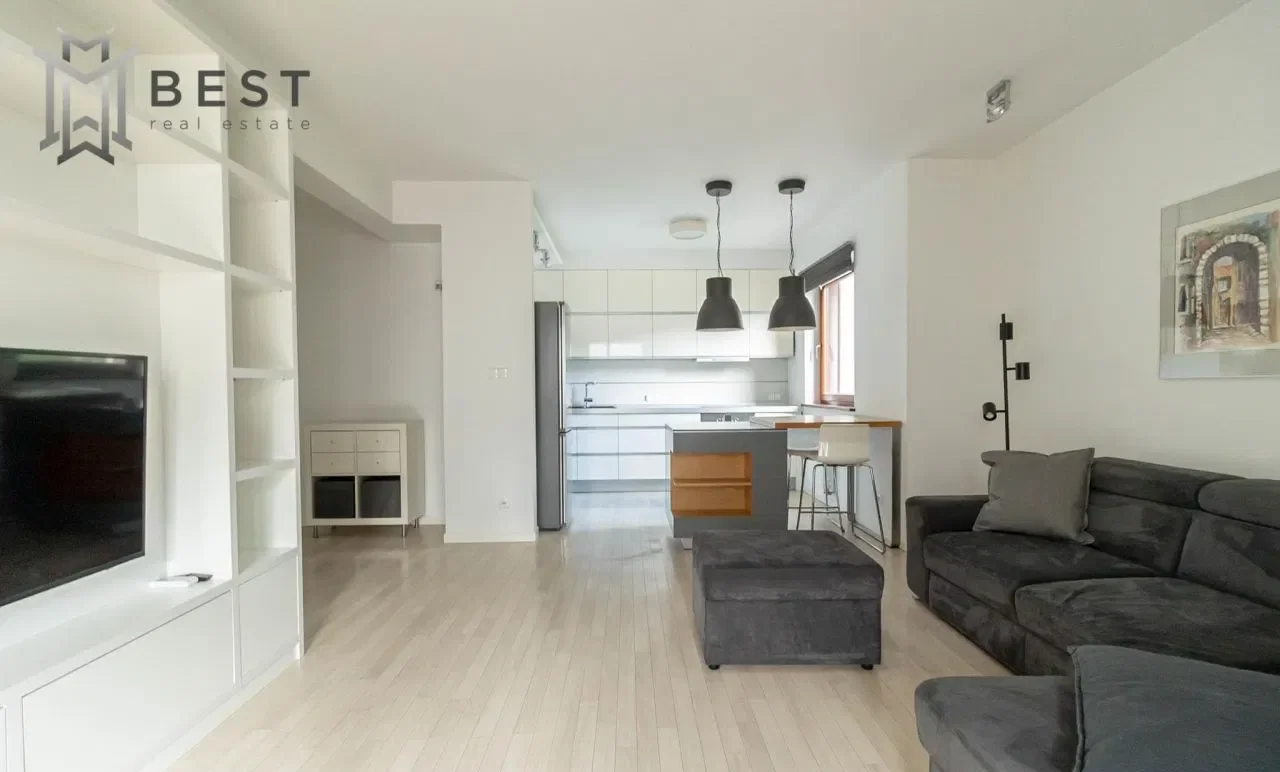 Apartament z miejscem parkingowym i klimatyzacją - zdjęcie 2