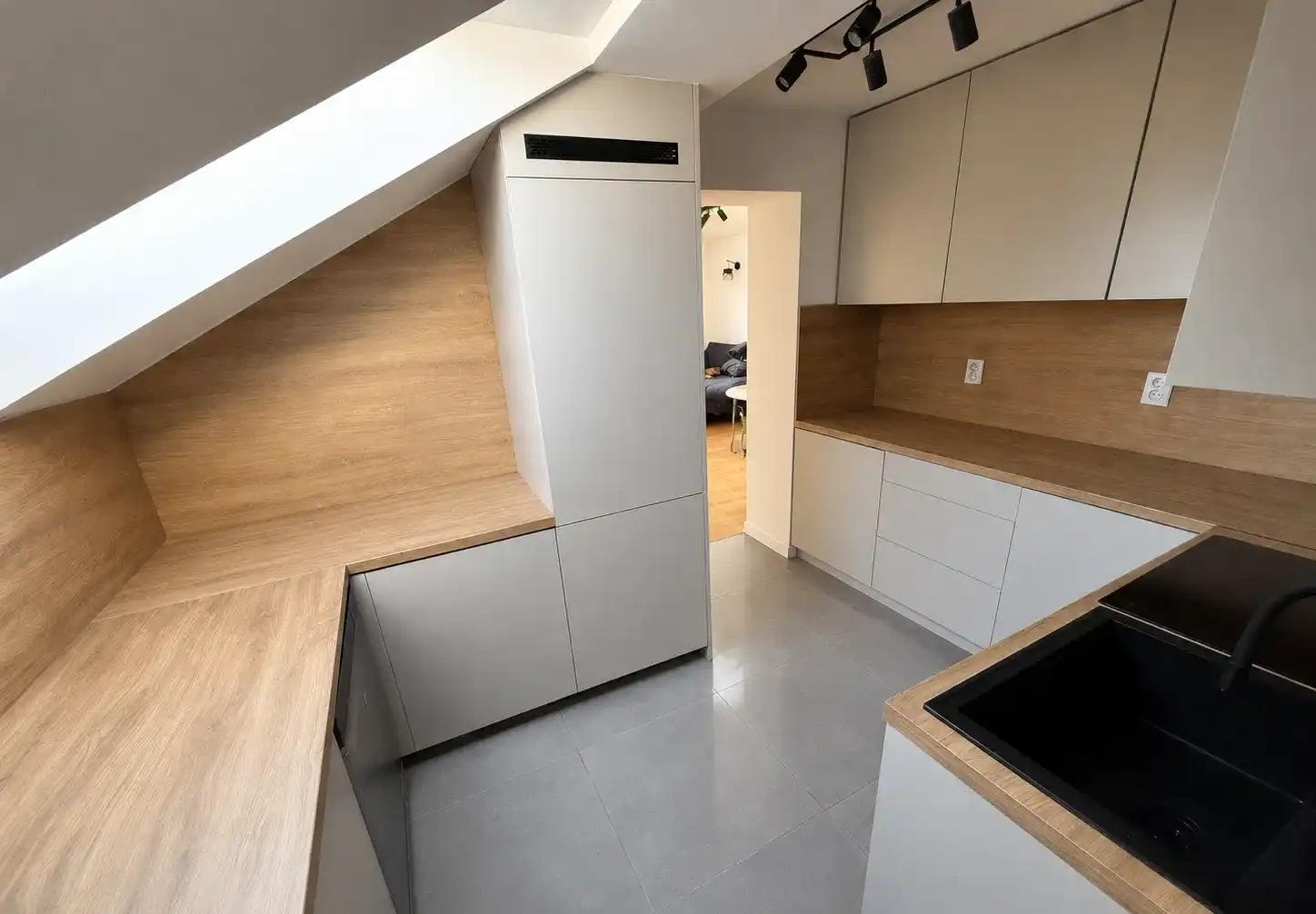 Mieszkanie o powierzchni 46 m², po generalnym remoncie. - zdjęcie 8