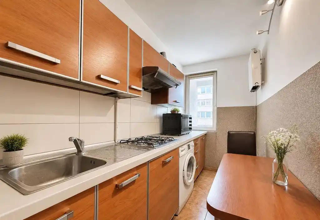 Single room with balcony– City Center of Warsaw, Emilii Plater 47 - zdjęcie 3
