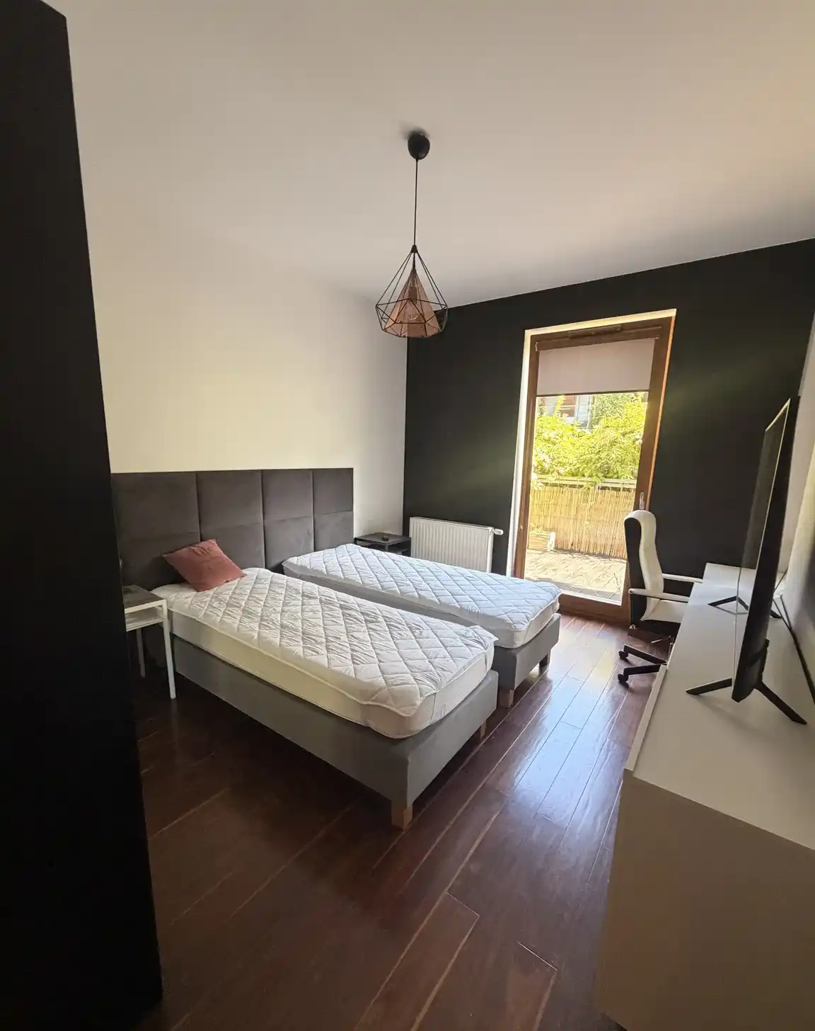 PREMIUM | 3 POKOJE | NADMORSKI DWÓR | OGRÓD | GARAŻ | 10 MIN DO PLAŻY - zdjęcie 9