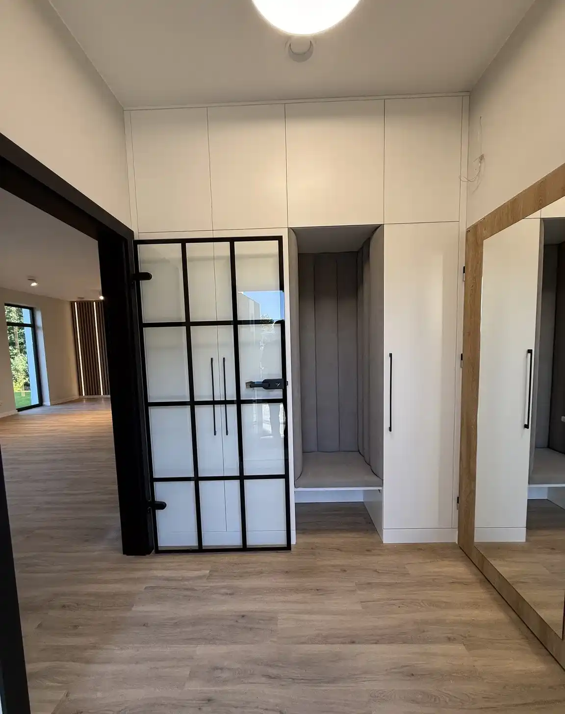 Nowoczesny dom w zabudowie bliźniaczej – Lipków, gm. Stare Babice - zdjęcie 6
