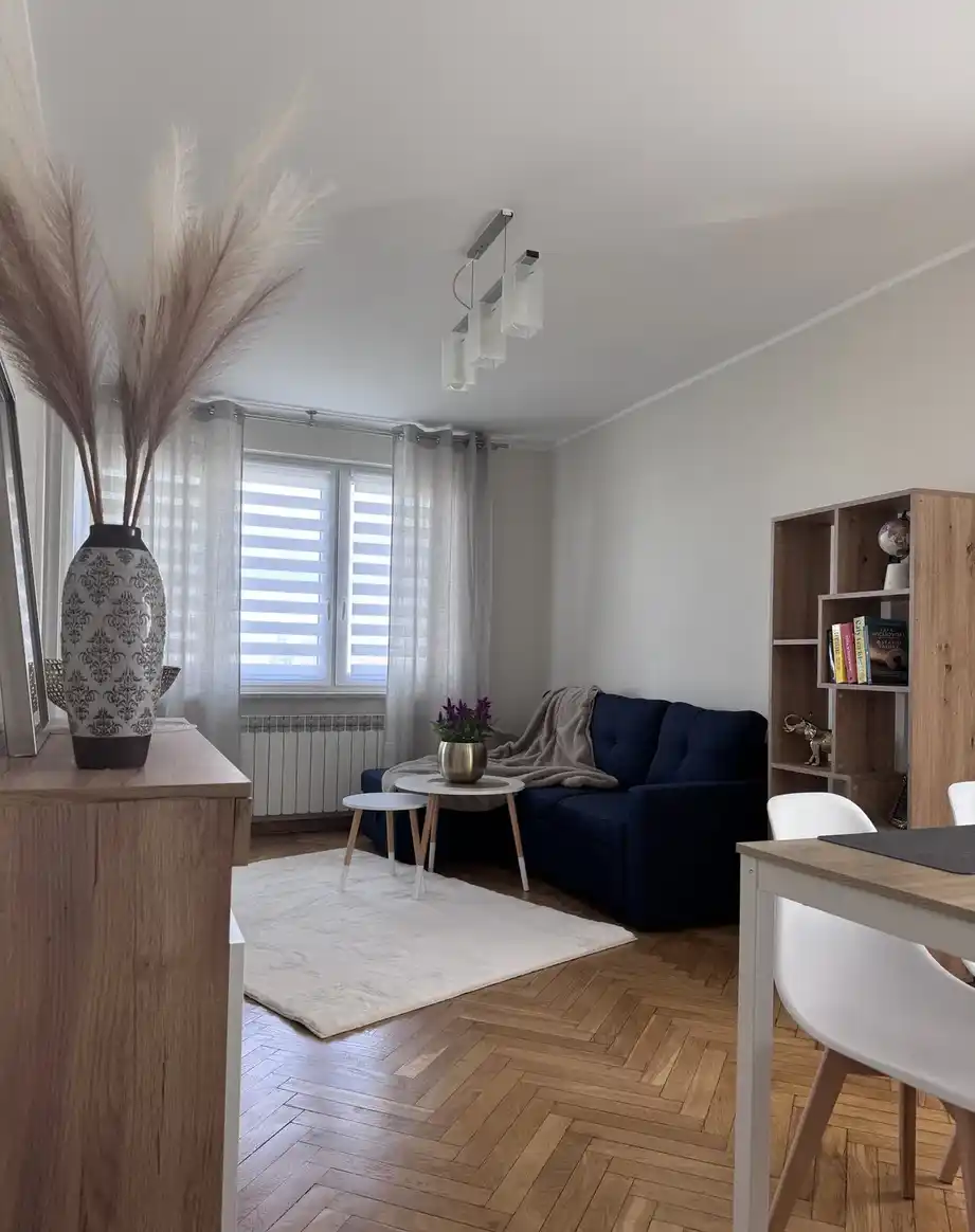 Mieszkanie 35 mkw., 2-pokojowe z balkonem w Śródmieściu