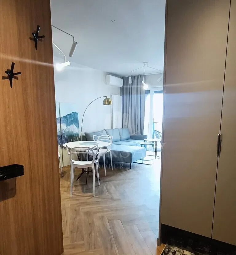Tuwima: klimatyzowany, nowy apartament z sypialnią - zdjęcie 3