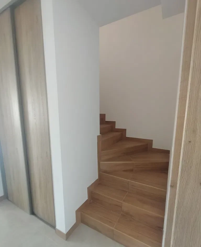 Mieszkanie 110 m² na wynajem Rocha - zdjęcie 4