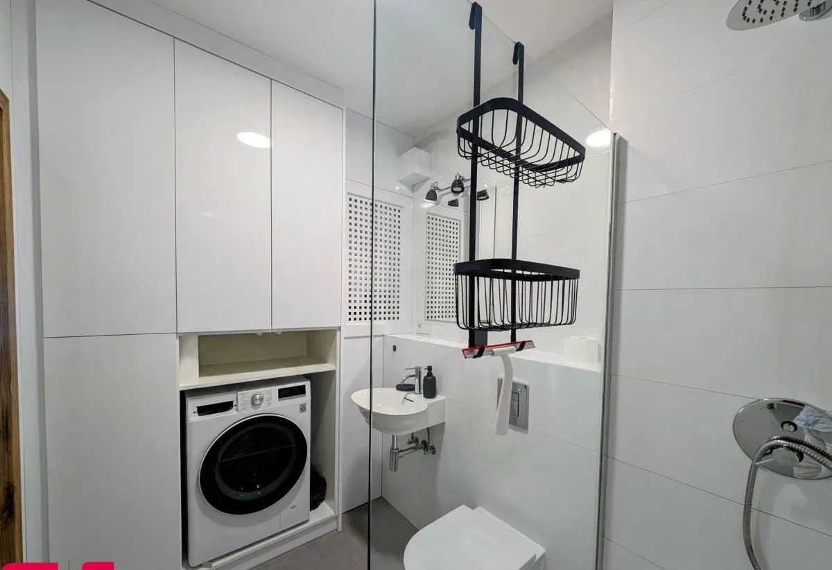 Przestronne 3 pokoje z balkonem - zdjęcie 6