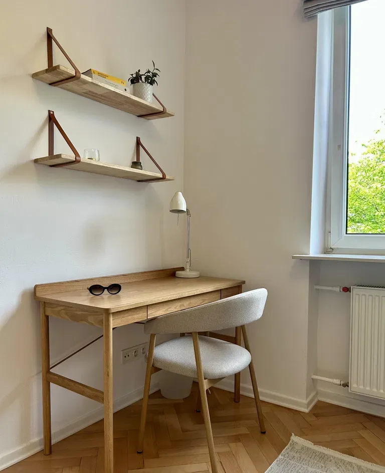 KAWALERKA DO WYNAJĘCIA – CENTRUM, PLAC ZBAWICIELA / STUDIO TO RENT - zdjęcie 2