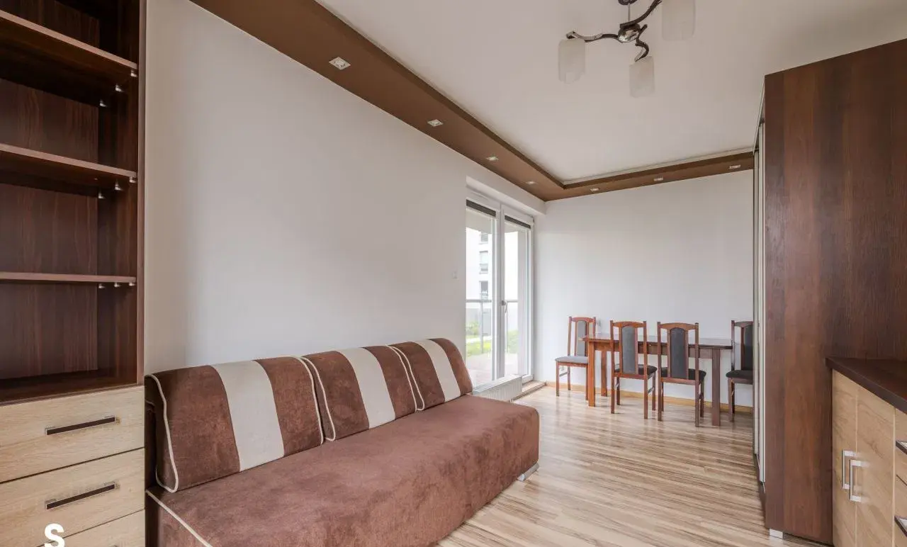 Przytulny apartament na Górnej związany z osiedlem - zdjęcie 2
