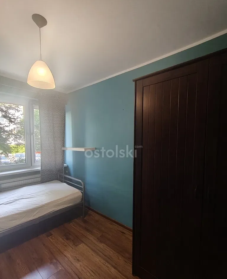 Niezależny układ pomieszczeń z balkonem - zdjęcie 8