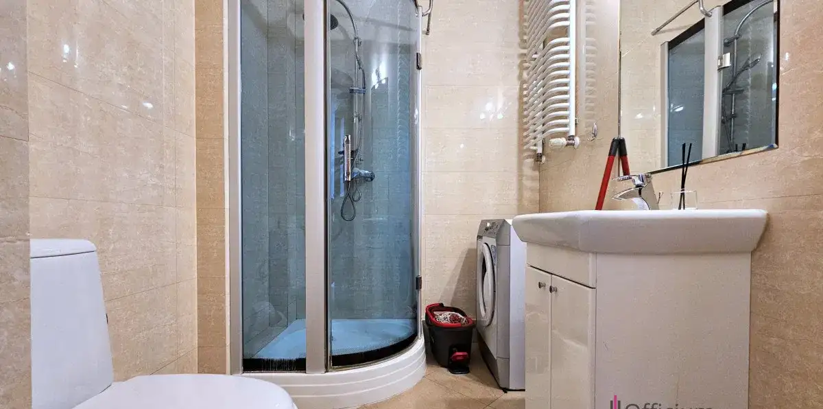 Apartament w nowoczesnym budynku, ścisłe centrum. - zdjęcie 7