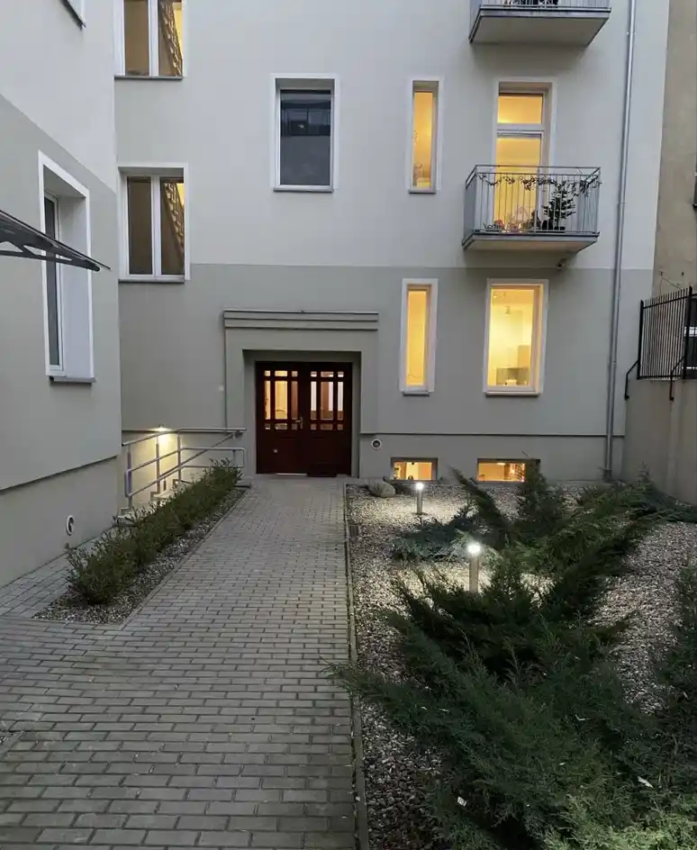 Ciche, przestronne, klimatyzowane mieszkanie ok. 40m2; Stare Miasto - zdjęcie 6