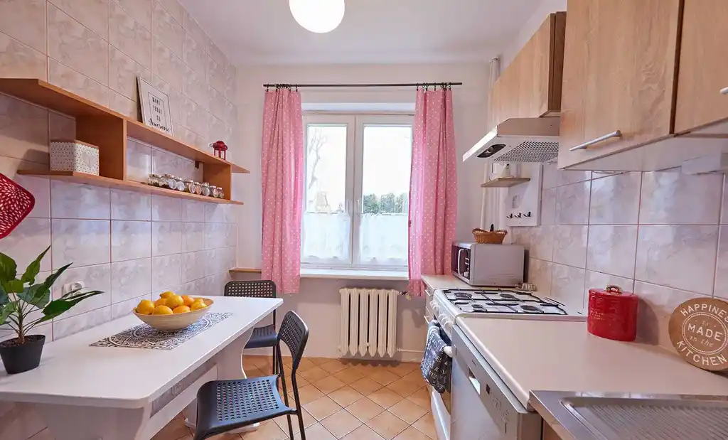 Przytulny pokój z balkonem przy ul. Osmeckiego 15 - zdjęcie 6