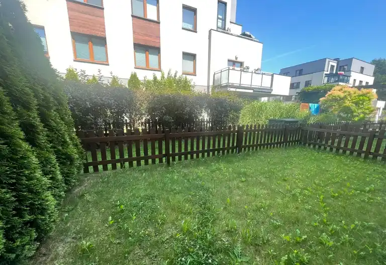 Przytulne mieszkanie z ogródkiem na Ursusie - zdjęcie 6