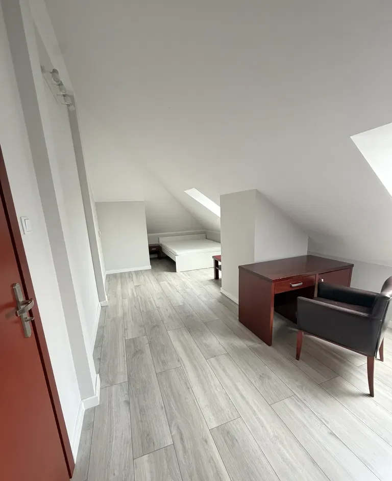 Apartament 4 pokoje,  2 łazienki - 100m2 w Centrum - zdjęcie 5