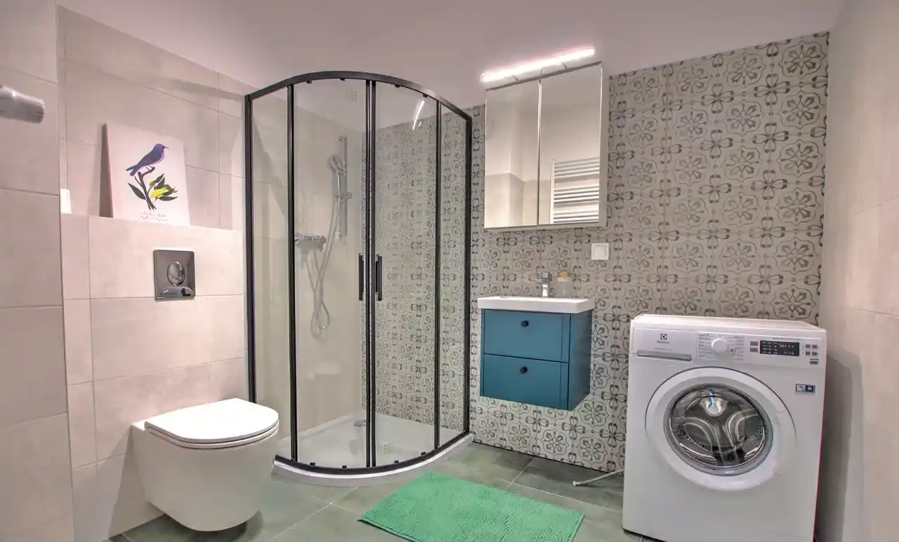 Nowy apartament 2 pokoje z garderobą, pierwszy najem 3100 - zdjęcie 3
