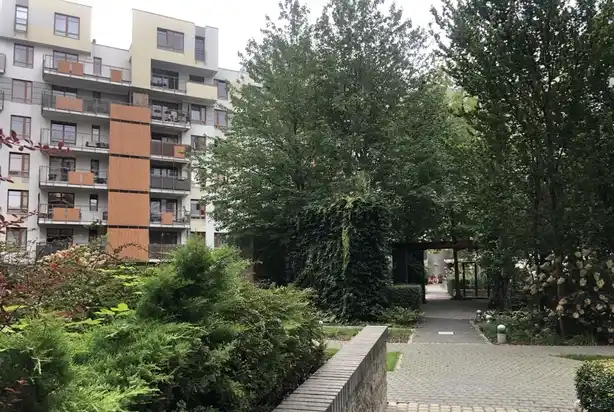 80 metrowe mieszkanie na Woli z dużym tarasem i garażem - zdjęcie 6