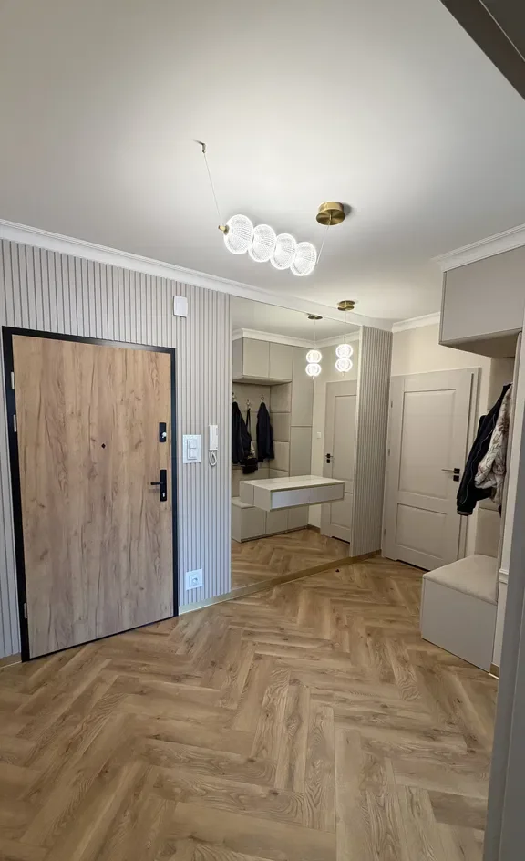 Elegancki Apartament z widokiem na park i miejscem parkingowym - zdjęcie 4