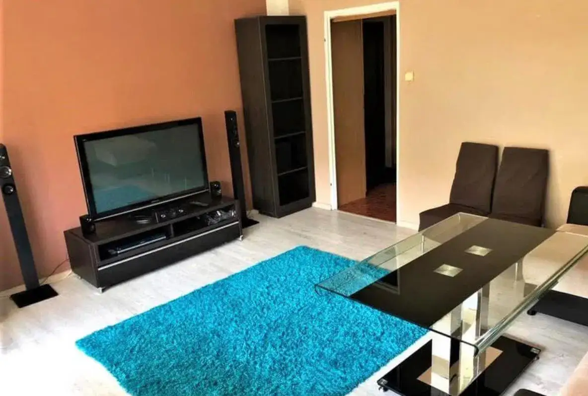 2-POKOJOWE MIESZKANIE W CENTRUM POLIC – NAJEM OKAZJONALNY - zdjęcie 3