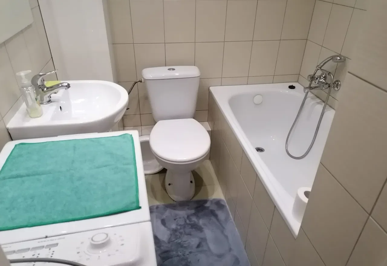 Atrakcyjna kawalerka w dobrym punkcie - zdjęcie 5