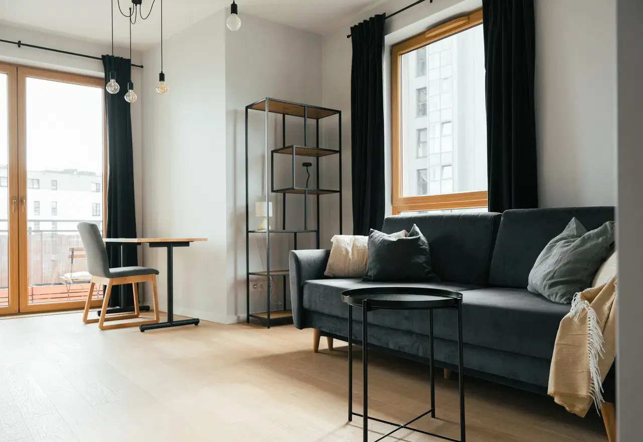 Stylowy loft do wynajęcia – 2 pokoje z oddzielną kuchnią ul. Woronicza
