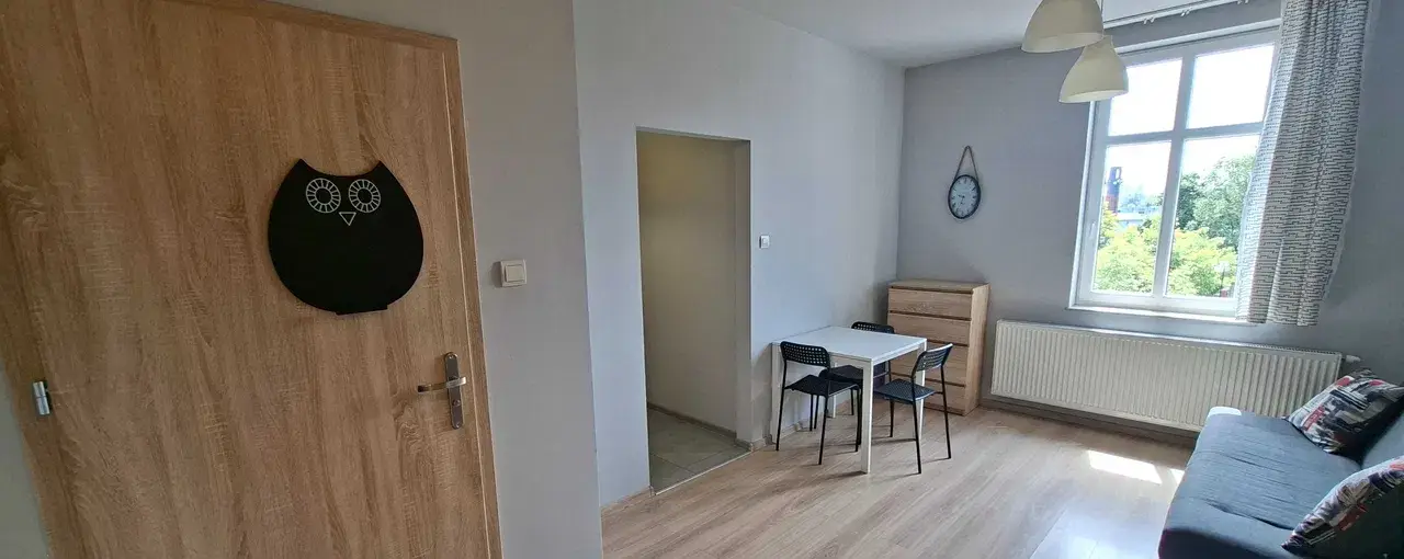 Do wynajęcia w centrum kawalerka okolice Multikina, Astorii po remoncie. - zdjęcie 2