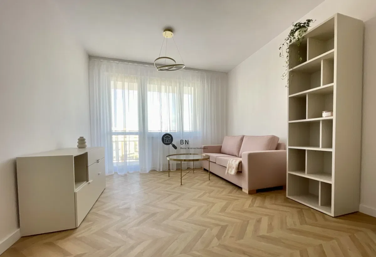 Nowe 2 pokojowe mieszkanie z garażem i komórką w Toruniu