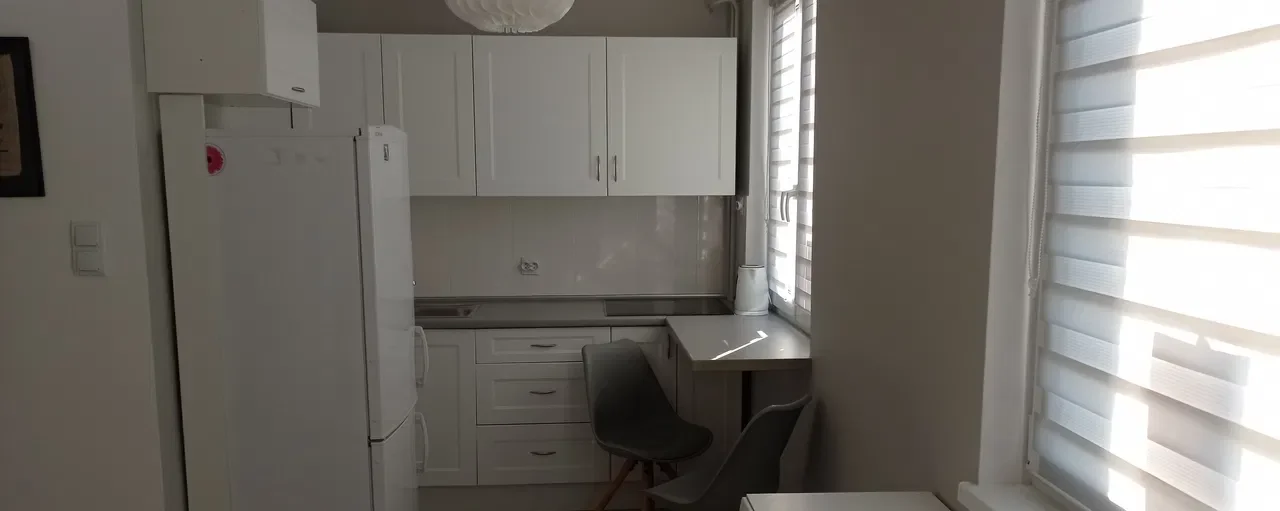 Mieszkanie 20 m2  na parterze z piwnicą, niskie koszty, po remoncie, - zdjęcie 4