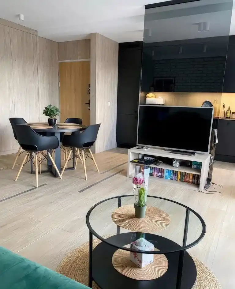 2pok. mieszkanie - Stare Miasto 49m², ul. Legnicka 33, Garaż, Komórka - zdjęcie 2