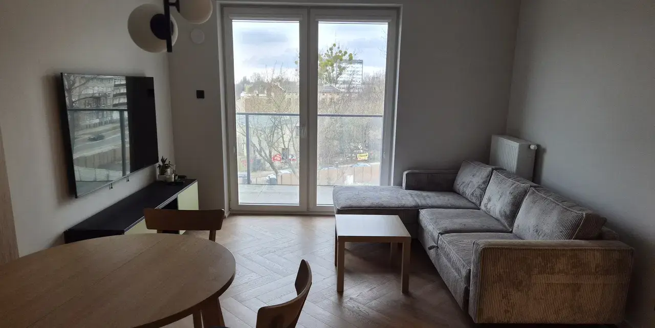 Mieszkanie dwupokojowe 44 m² Lutomierska 52 blisko Manufaktury - zdjęcie 3