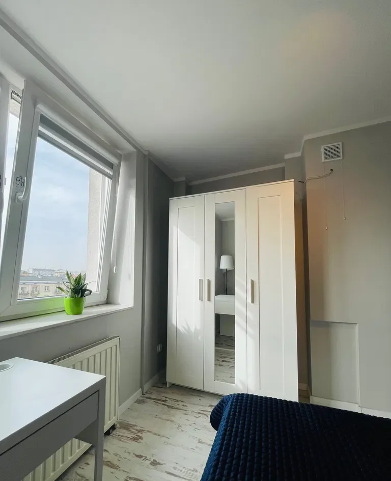 Dwupoziomowa kawalerka w centrum Kielc - zdjęcie 8