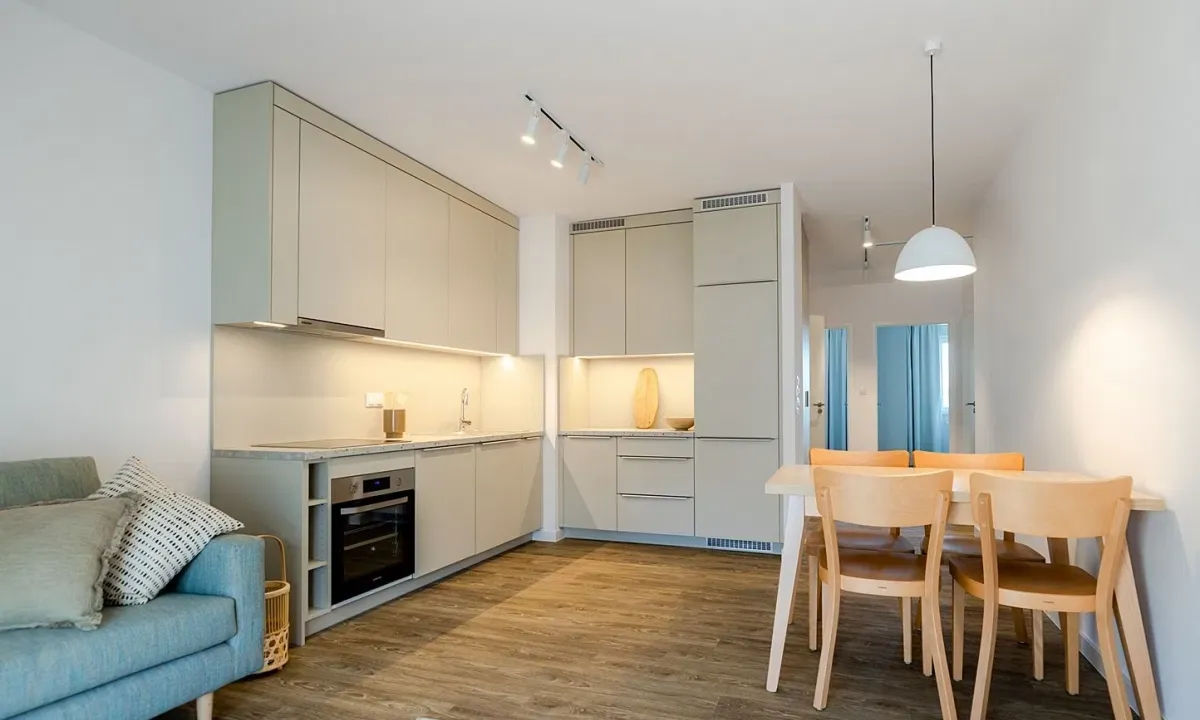 3-pokojowe | 61.2 m2 | Balkon | Internet w cenie | Bezpośrednio