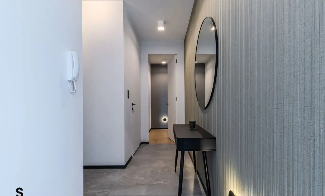Gustowny apartament w centrum - zdjęcie 9