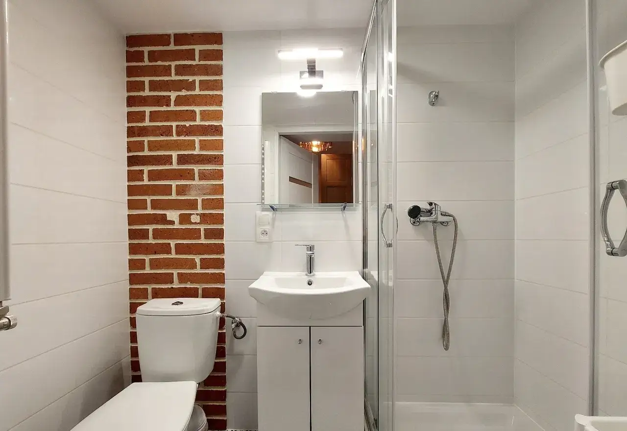 Kawalerka z antresola w centrum,AGH,błonia,Wifi,Klimatyzacja,balkon - zdjęcie 4
